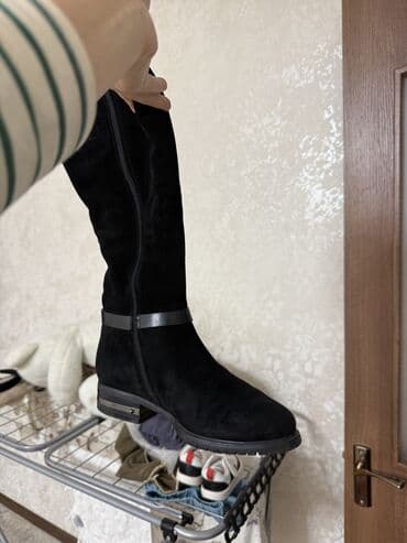 magza обувь женская: Женские сапоги демисезонные из натурального замша. б/у. Качественный — 5