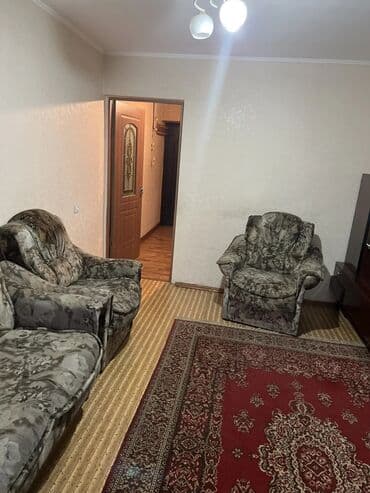 дом с бассейном на сутки: 2 комнаты, Агентство недвижимости, Без подселения, С мебелью полностью — 3