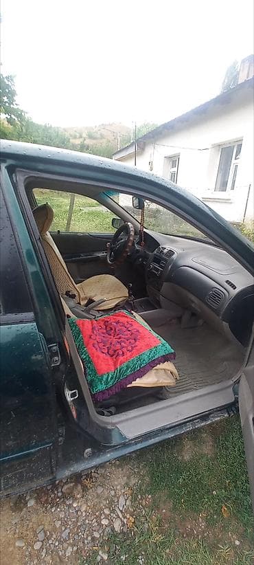 зеркало б у: Mazda 323: 2003 г., 1.6 л, Механика, Бензин, Хэтчбэк — 5