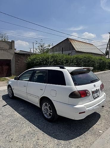 авто машиналар: Toyota Caldina: 2002 г., Автомат — 4