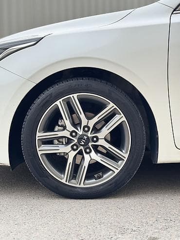 tayota progres: Kia Cerato: 2018 г., 1.6 л, Автомат, Бензин, Седан — 5