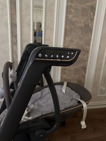 Детская мебель: Пользовались один раз, ребенок не сел, привык к рукам. Продается с — 6