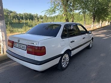 Продажа авто: Volkswagen Passat: 1993 г., 1.8 л, Механика, Бензин, Седан — 4
