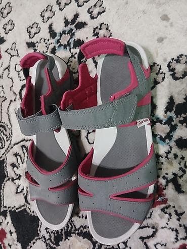 mango zara: Мужские сандалии, 37, 45, Quechua, Новый, цвет - Серый, Платная доставка — 1