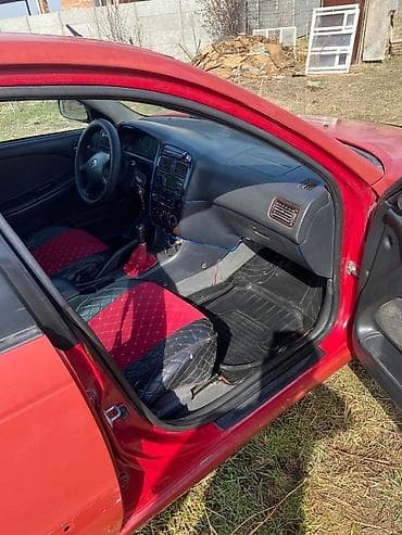 авенсис 99: Toyota Avensis: 2001 г., 1.8 л, Механика, Бензин, Лифтбек — 8