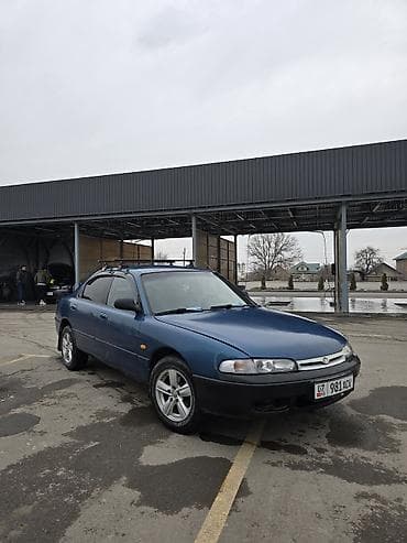 Mazda 626: 1992 г., 1.8 л, Ручные, Бензин, Седан