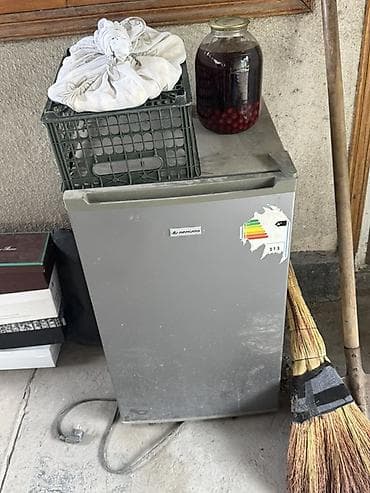 s 70: Холодильник Avangard, Минихолодильник — 1