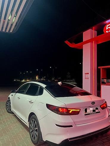 преви: Kia K5: 2019 г., 2 л, Автомат, Бензин, Седан — 5