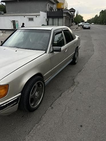 byd e7: Mercedes-Benz W124: 1988 г., Механика, Бензин, Седан — 2