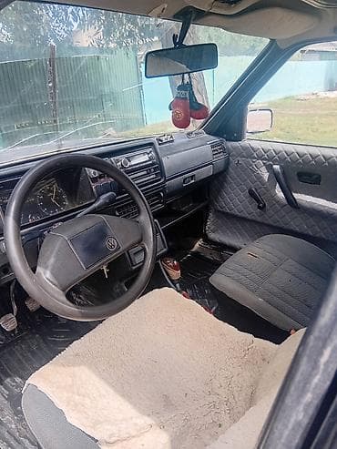 Продажа авто: Volkswagen Golf: 1991 г., Механика, Хэтчбэк — 4