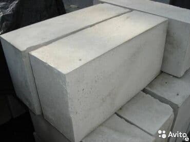 Пеноблок — крепкий материал, как камень не боится огня, при этом имеет