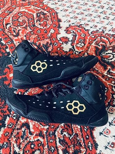 Спортивные сумки: Люкс Рудисы срочно, ношено 1 месяц,размер 39-40 — 2