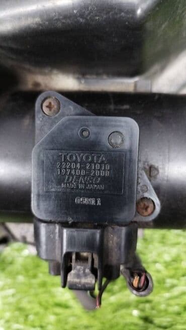 rx30: Lexus RX300 v-3.0 2000 годрасходомер воздуха — 1