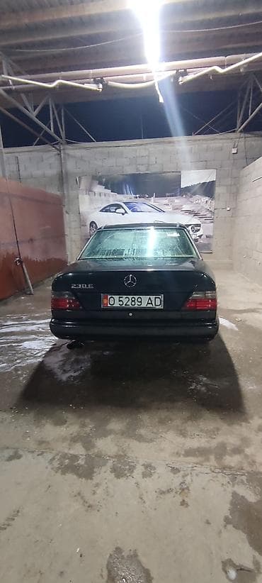 мерседес бенз с: Mercedes-Benz : 1989 г., 2 л, Механика, Бензин, Седан — 3