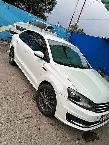 реж ровер: Volkswagen Polo: 2016 г., 1.6 л, Автомат, Бензин, Седан — 4