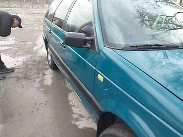 Скупка авто: Volkswagen Passat: 1993 г., 1.8 л, Ручные, Бензин, Универсал — 3