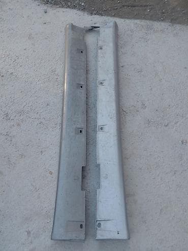 Сальники: Наружные накладки порогов Honda, 1999 г., Б/у, Оригинал — 2