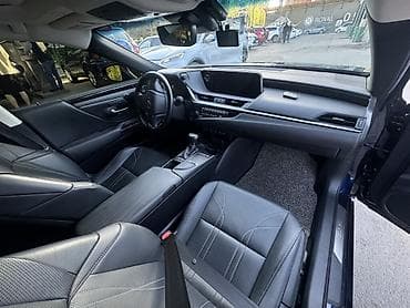 levinson: Lexus ES: 2019 г., 2.5 л, Вариатор, Гибрид, Седан — 7