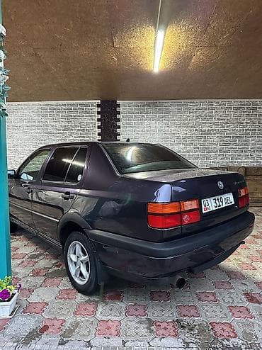 велтмейстер авто: Volkswagen Vento: 1992 г., 1.8 л, Механика, Бензин, Седан — 2