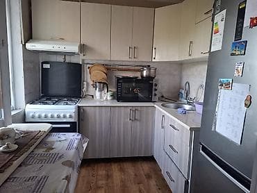 3 комн 9 микрорайон: 3 комнаты, 60 м², 104 серия, 2 этаж, Косметический ремонт — 4