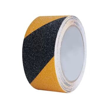 Противоскользящая клейкая лента! Предназначена для скользких ступеней
