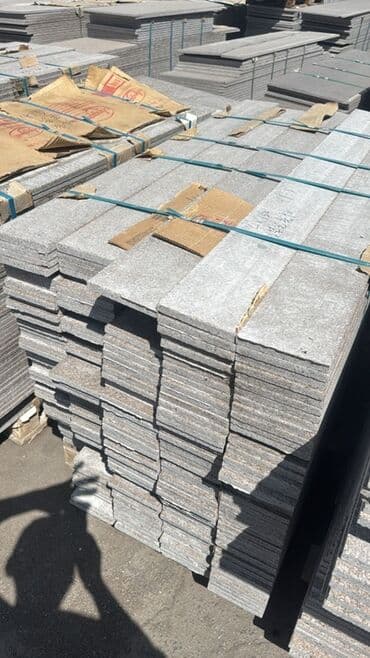 гранитные плиты на пол: Гранитные плиты коричневого цвета, предназначенные для облицовки и — 9