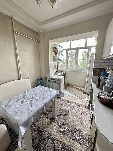 6 мкр: 3 комнаты, 63 м², 106 серия, 6 этаж, Старый ремонт — 9
