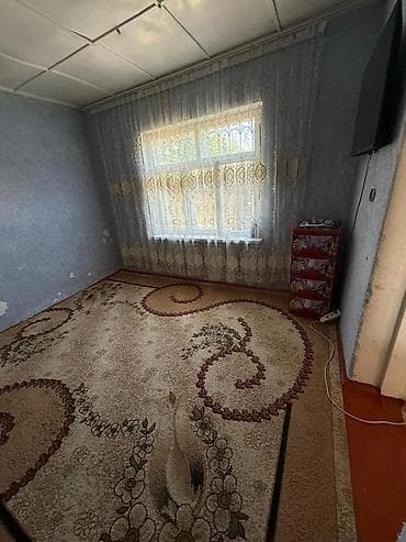 участок с домом: 🏡 Продается участок с дачным домом! 📍 Площадь участка: 5 соток 🏠 На — 4