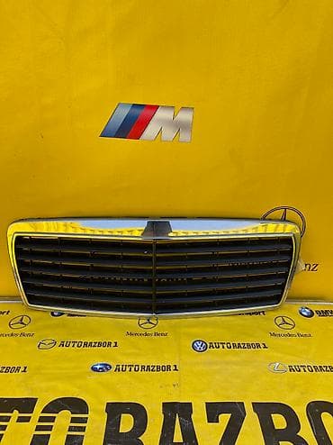 Решетка радиатора Mercedes-Benz Оригинал at lalafo.kg Решетка радиатора Mercedes-Benz Оригинал