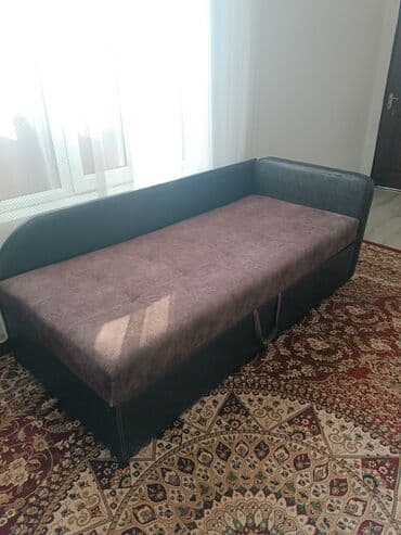 шкаф с тумбочкой: Диван состояние отличное — 1