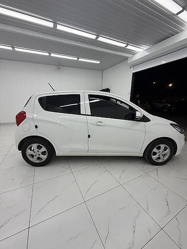 Продажа авто: Chevrolet Spark: 2019 г., 1 л, Автомат, Бензин, Хэтчбэк — 2