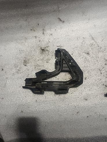 sonata 2017: Кронштейн/накладка передней левой фары Hyundai Sonata LF — 1