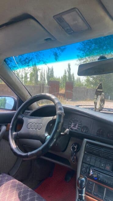 срочна прадаю авто: Audi 100: 1993 г., 2.3 л, Механика, Бензин, Седан — 1