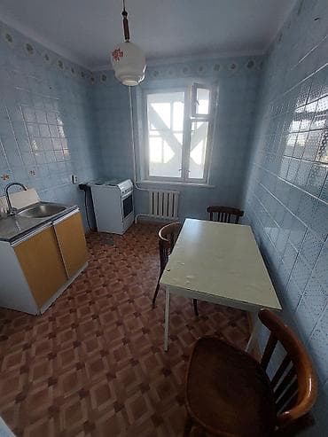 Квартиры: 2 комнаты, 54 м², Мега Комфорт ТЦ 105 серия, 9 этаж, Старый ремонт — 3