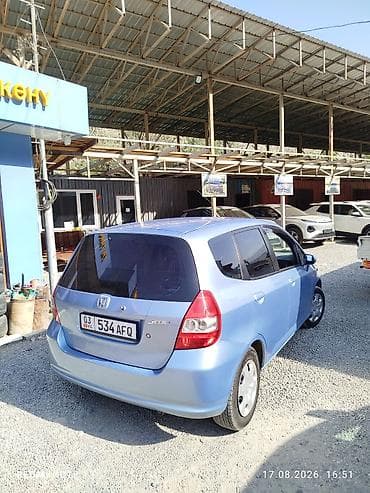 Honda Fit: 2003 г., 1.3 л, Автомат, Бензин, Хетчбек — 3