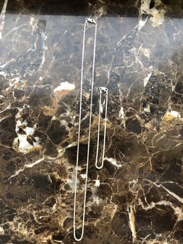 золотые цепочки бу: Комплект из серебра 925 пробы
Италия
Тоненький и нежный комплект — 2