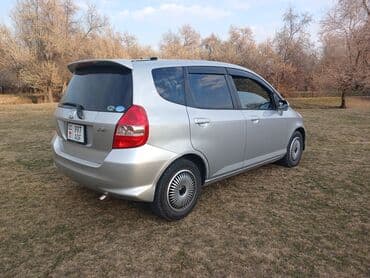 срочно продаю в связи с переездом: Honda Fit: 2003 г., 1.3 л, Вариатор, Хетчбек — 6