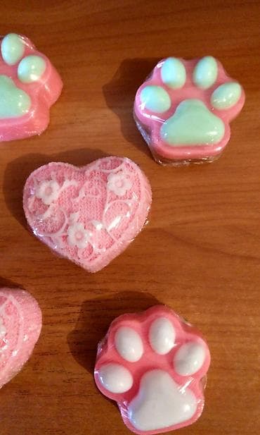 Промышленная химия: Ручное мыло фигурное - Формы: след лапки и сердце. - Цвета: розовая — 1