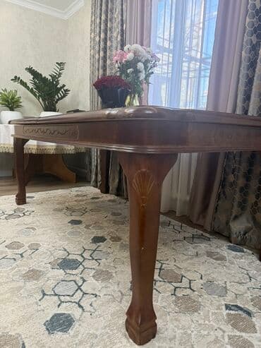 с связи с переездом: Продается деревянный стол . Размер 1,20 на 2,50 метра. - Материал — 2