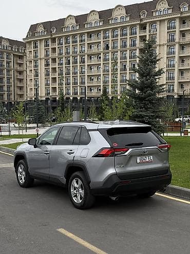 ram trx: Toyota RAV4: 2020 г., 2.5 л, Автомат, Гибрид — 2