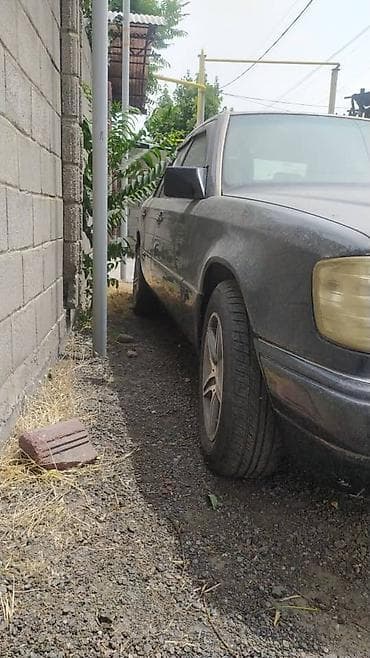 e 303: Mercedes-Benz W124: 1990 г., Механика, Бензин, Седан — 2
