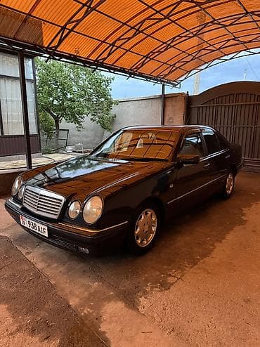 мини машина электро: Mercedes-Benz E-Class: 1996 г., 2.3 л, Механика, Бензин, Седан — 1