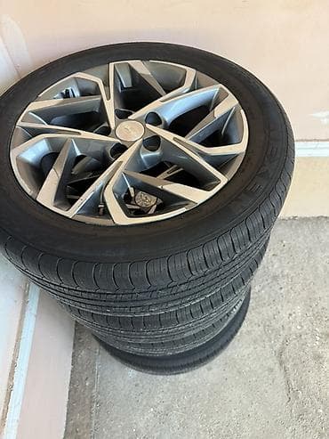Комплект из 4 колес в сборе: оригинальные легкосплавные диски Hyundai lalafo.kg да Комплект из 4 колес в сборе: оригинальные легкосплавные диски Hyundai
