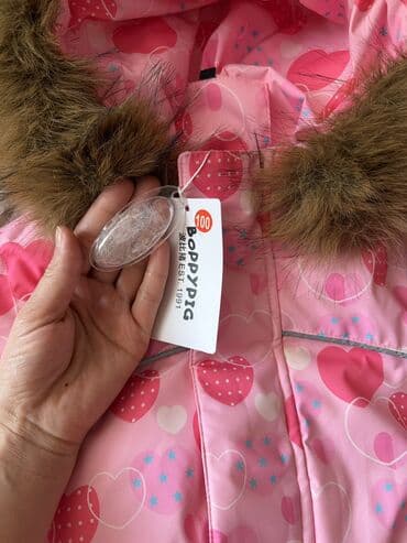 детские демисезонные полуботинки: Продаю детский новый комбинезон. Наполнитель:пух Размер:100(4-5лет) — 2