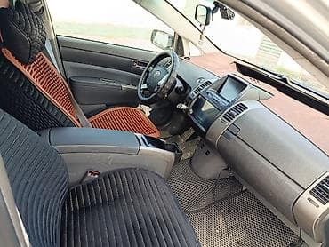 corolla 2004: Toyota Prius: 2006 г., Гибрид, Хэтчбэк — 3