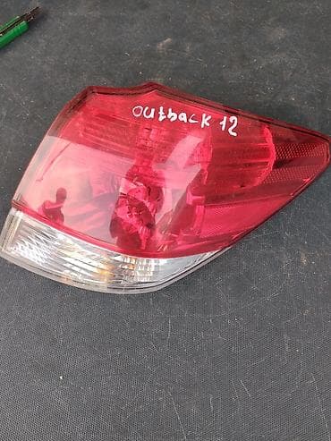 suba: Задний правый стоп на subaru outback 2012 год — 1