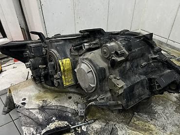 кузов тайота: Передняя левая фара Toyota Оригинал — 4