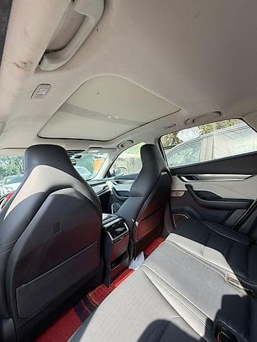 e2 byd: Электромобиль кроссовер (белый, 5 дверей) Основные характеристики: - — 10