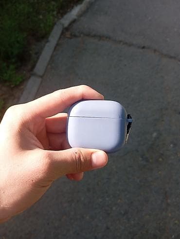 Беспроводные наушники-вкладыши с зарядным кейсом - Форм-фактор: TWS