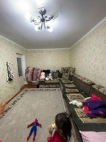 2 room flat: 2 комнаты, 45 м², Индивидуалка, 2 этаж, Косметический ремонт — 1